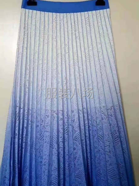 烧花工艺和压折工艺（面料激光精细切割和压褶工艺）-第8张图片