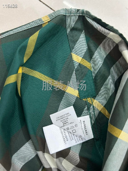 格纹衬衫工艺  腰部绣花-第6张图片