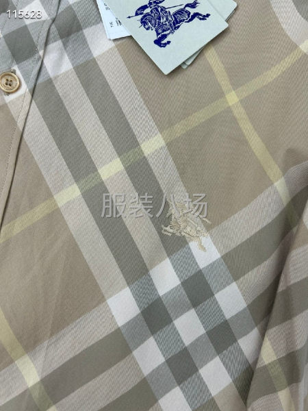 格纹衬衫工艺  腰部绣花-第7张图片