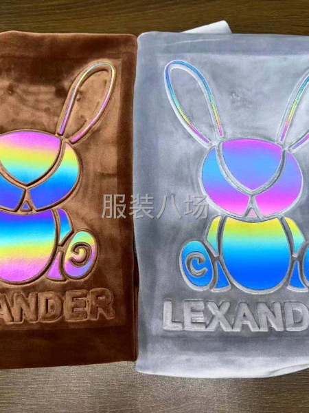 2025年裁片环保压花_服装潮牌3D立体压花-第2张图片