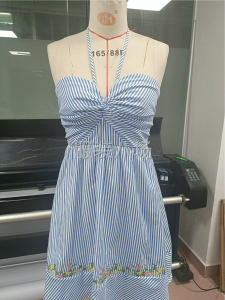 湛杨服饰专业生产各种时装，包工包料，大小订单-第1张图片