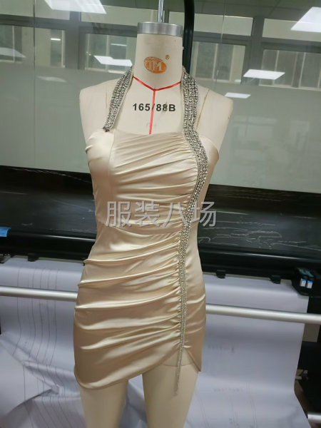 湛杨服饰专业生产各种时装，包工包料，大小订单-第3张图片