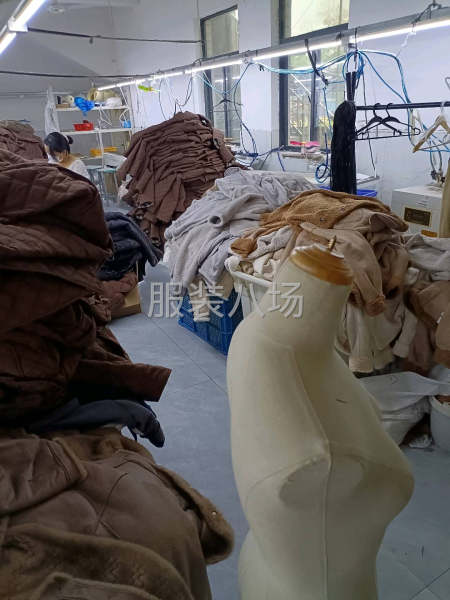 招整件车位十名，忙忙忙-第2张图片