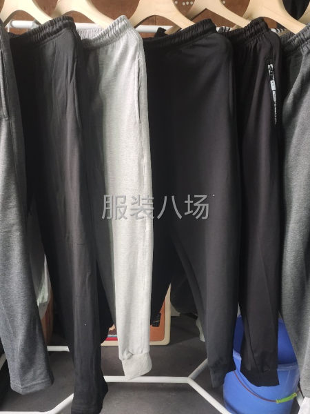 服装源头工厂直批-第1张图片