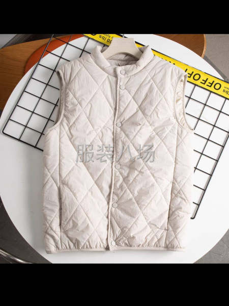 有簡單機行棉棉棒球服，馬甲外。找夫妻對-第2張圖片