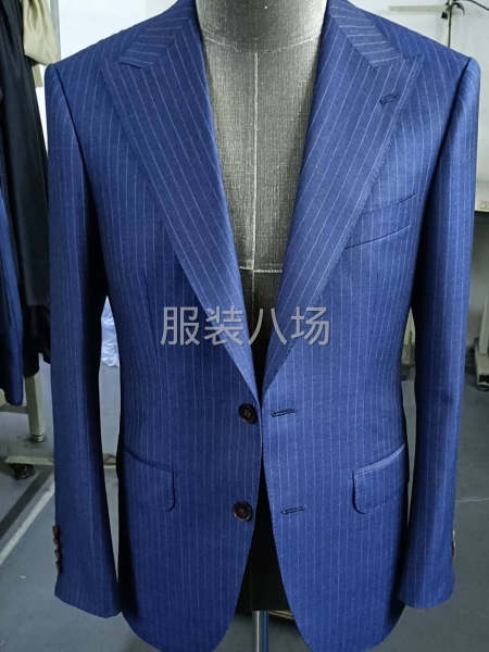 承接男女西服-第1张图片
