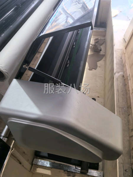 服装绘图仪：斯米特喷切一体机-第3张图片
