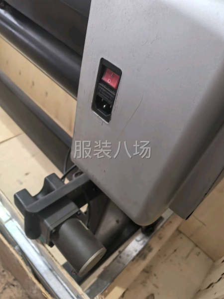服装绘图仪：斯米特喷切一体机-第2张图片
