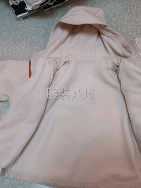 品牌童装，一件27元，品质要有保证-第3张图片