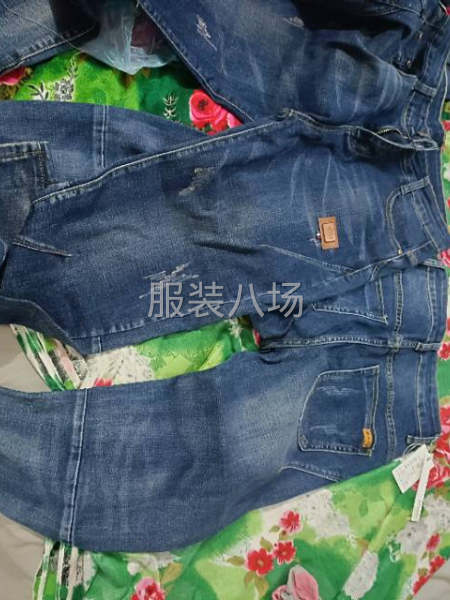 特价牛仔裤-第3张图片