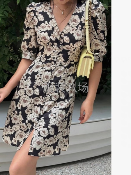 承接精品服装加工-第4张图片