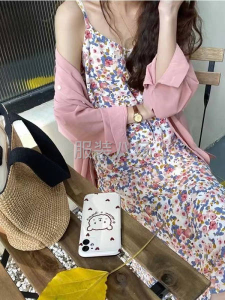 便宜清仓碎花连衣裙-第4张图片
