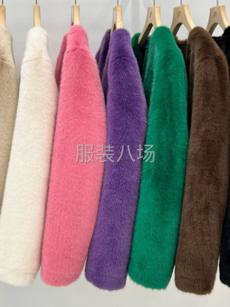 "时尚无界，清仓特惠！服装厂直供，品质保证，限时疯抢！貂绒服-第5张图片
