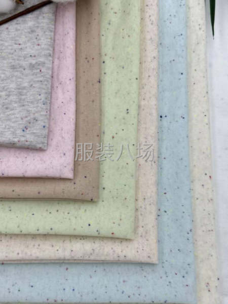 设计师在找的彩点卫衣-第2张图片
