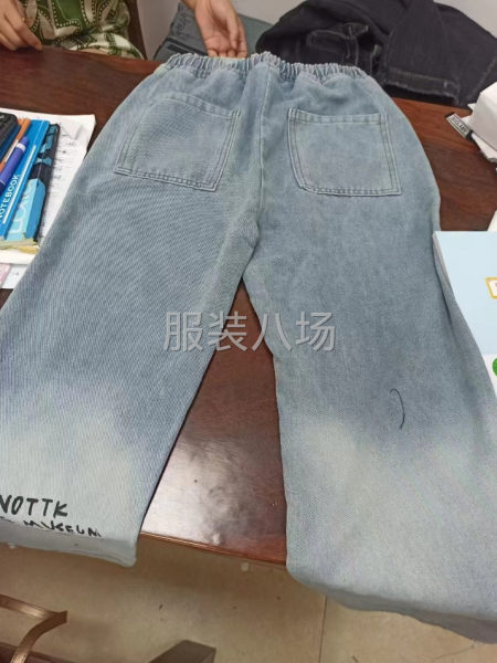 专业生产牛仔裤 ，起货快，质量上乘-第1张图片
