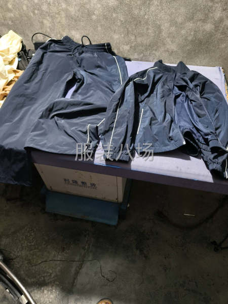 内里套装招加工厂-第1张图片
