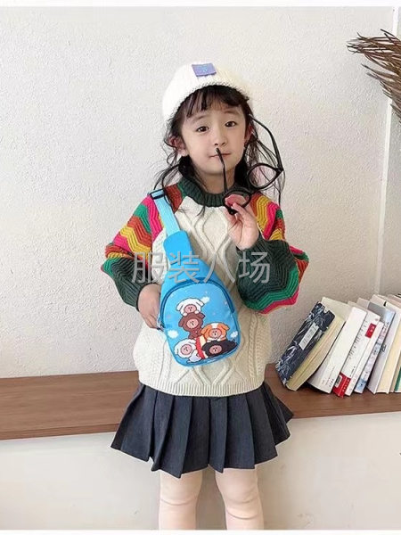 卡通胸包图案多多-第4张图片