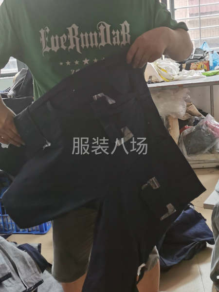 服装路上坎坷人生20年，今年大环境不好生意难做，合作创新未来-第3张图片