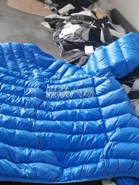 加工羽绒服，冲锋衣，夹克，外套，风衣-第1张图片