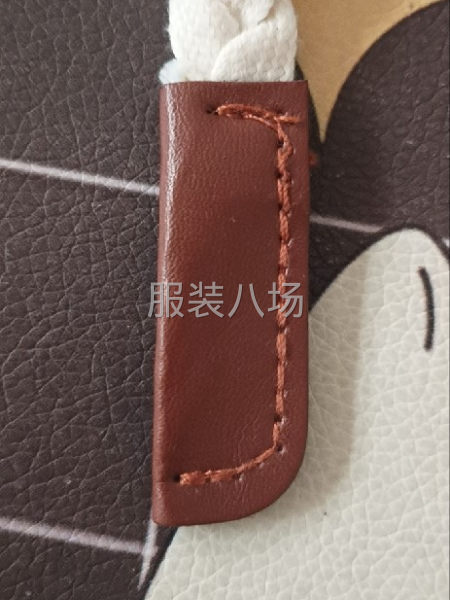 模板机贴口袋  花样机订异形标-第5张图片