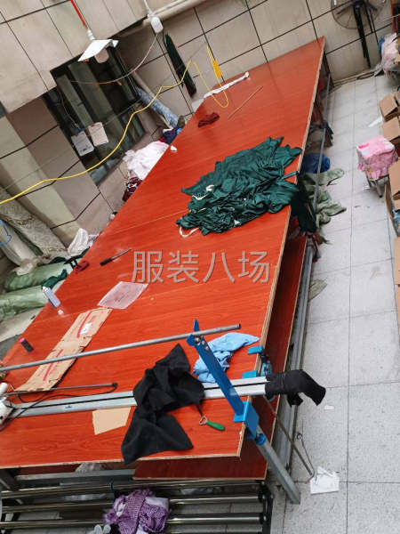 本厂承接一切服装来料加工，裁床，尾部齐全-第2张图片
