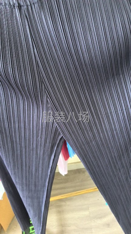 专业服装压褶厂，山东地区规模最大压褶厂，出货快保质保量-第4张图片