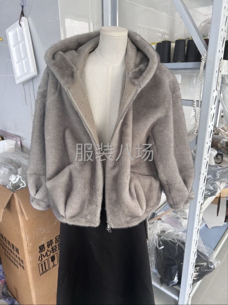 许村专业皮毛一体裘皮工厂-第3张图片