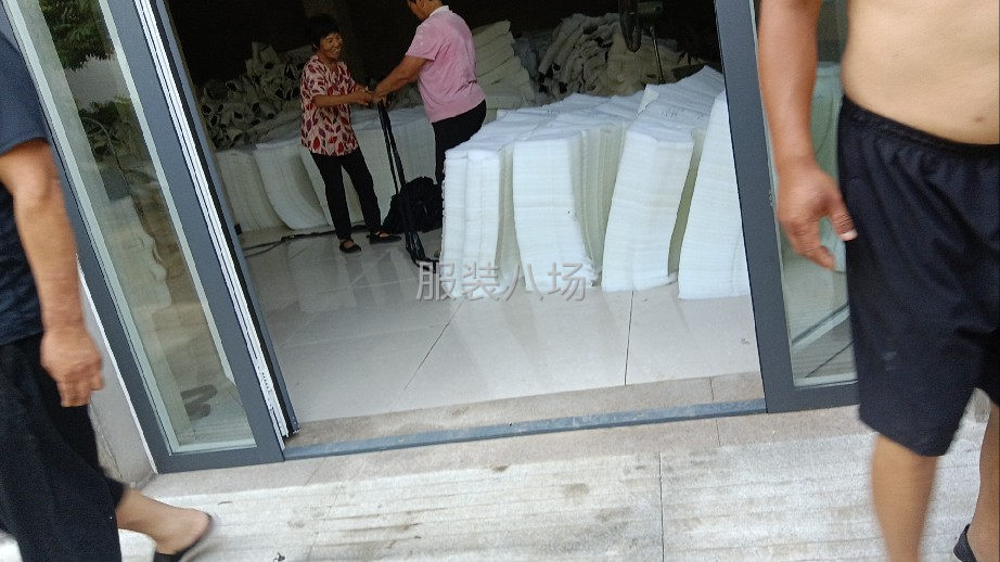 轻加工，本加工厂，常年主做棉服-第1张图片