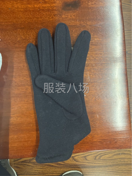 有一个定单手套，包工包料，需要按照原样做-第2张图片