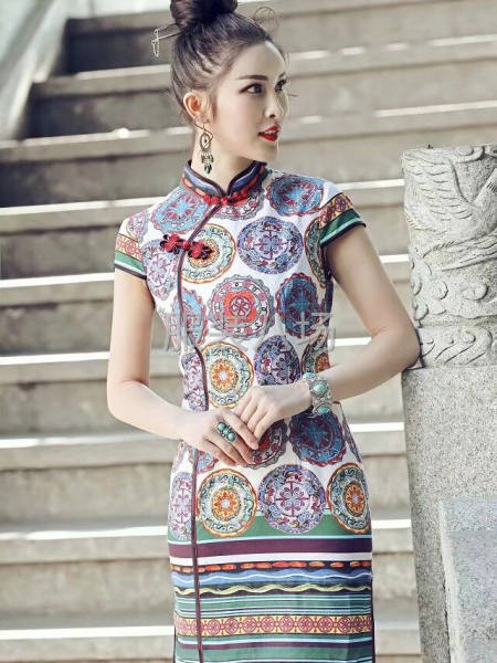 精品服装加工-第2张图片