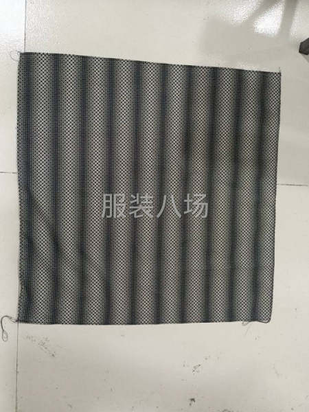 承接
圍巾、手帕、方巾、紅領(lǐng)巾、圍裙、三角巾、包卷邊做頭尾一-第5張圖片