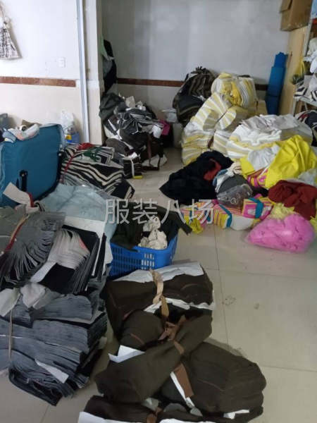 本厂常年针织，现有针织裤和拉链卫衣外发，-第1张图片