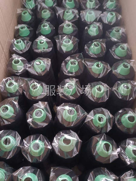 40/2黑白缝纫线针织线挎边码边平车手工制衣纺织家纺工业缝纫-第7张图片