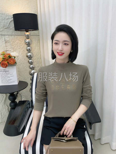 打底衫颜色码子齐全，适合现在穿-第3张图片