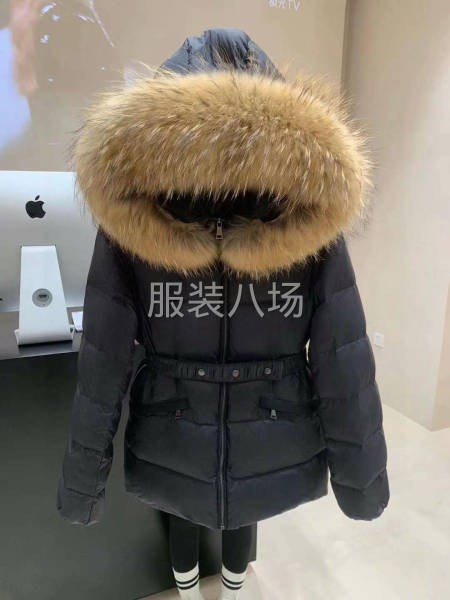 皮草 羽绒服 羊绒大衣厂家批发 一件也是批发价 支持退换-第2张图片