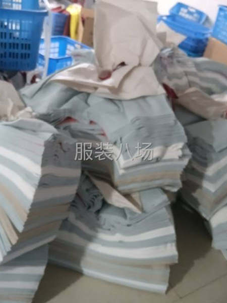 本厂常年针织，现有针织裤和拉链卫衣外发-第1张图片