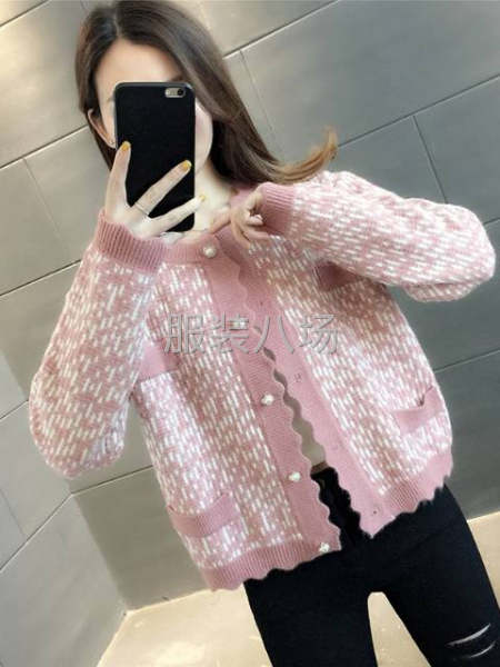厚款开衫毛衣多款靓货女士-第5张图片