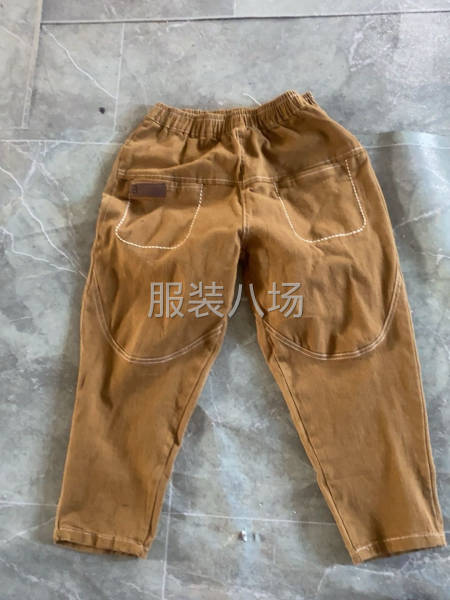 专业做裤子八达四号桥，5个人，有老板外发裤子联系-第1张图片