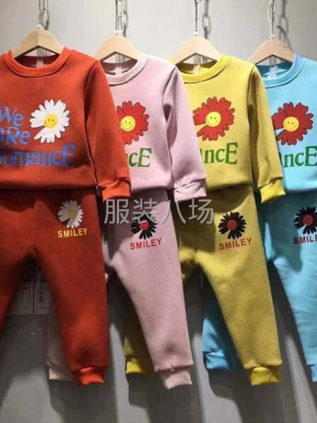 圆领卫衣套装童装齐码-第4张图片