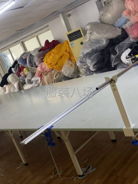 我们是服装配件的主要做帽子！需要八一和平机-第1张图片