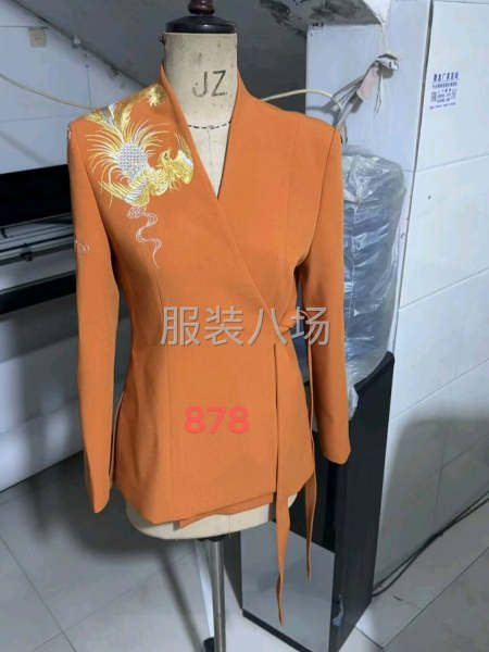 衣涵服饰接单中-第4张图片