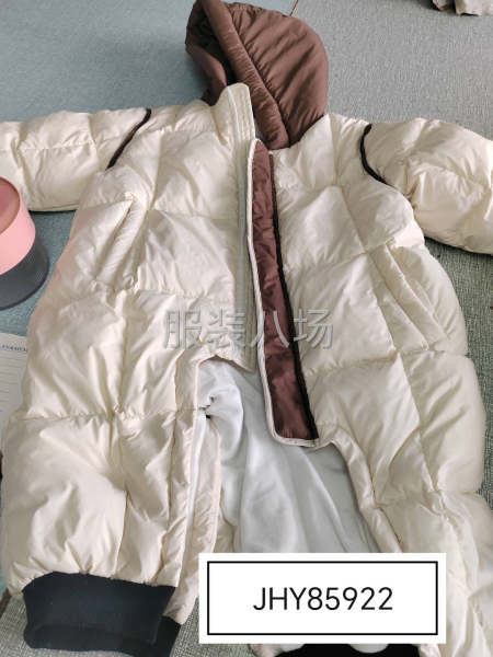 衣涵服饰接单中-第6张图片