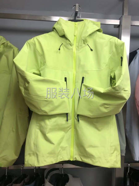 专业风衣生产，梭织运动服装，冲锋衣-第3张图片