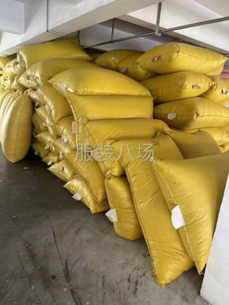 专业充绒十年！出货快。质量有保证！代销羽绒！-第1张图片