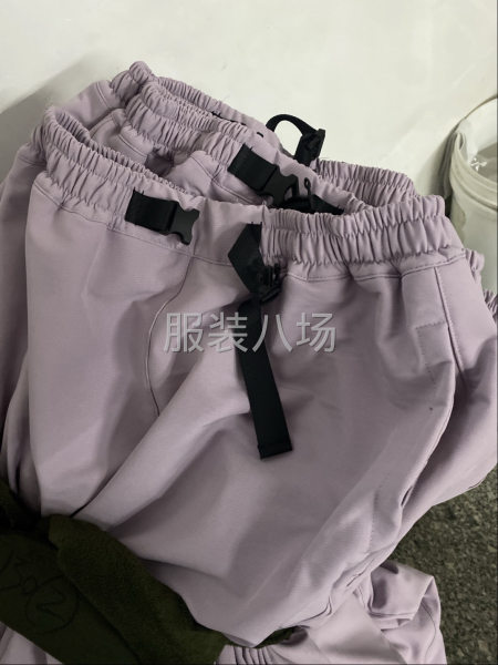 承接，服装加工，针织全品类，裁缝包，裤子卫衣，拉链衫，半拉链-第2张图片