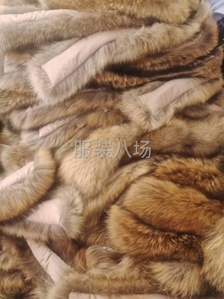 承接订制 毛领套里布 批发各种规格毛领
有需要真假毛领的朋友-第2张图片