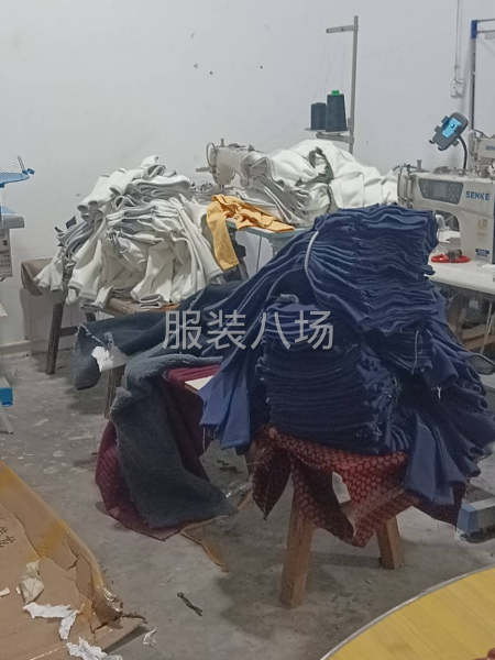 专做简单款衣服裤子，-第1张图片