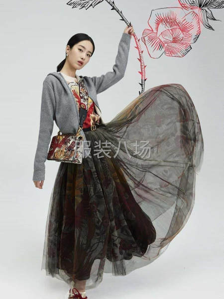 夫妻档加工，专做网单梭织小单各种款式，专业卷边，质量保证。-第1张图片