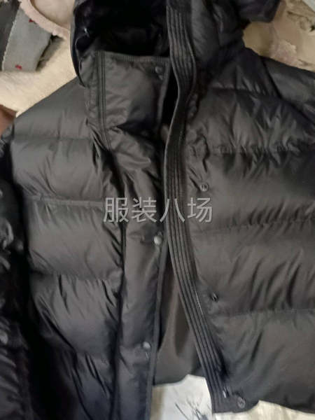 招羽絨服車位四名網(wǎng)店貨，貨源充足，分款做-第1張圖片