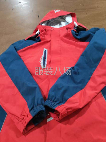 本厂专业做校服加工-第1张图片